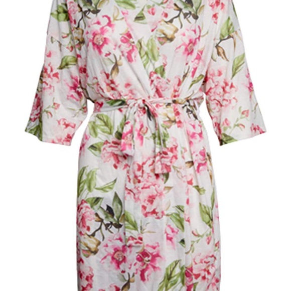 Show Me Your MuMu Other - Show me your Mumu robe